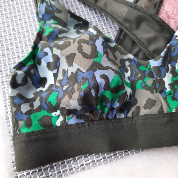 Aerie Offline American Eagle Camo Leopard Print Padded Sports Bra Cross Back XS - Picture 3 of 10